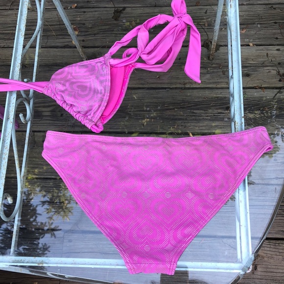 Bikini - Picture 7 of 8